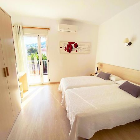 Habitaciones Camping Ferrer Peñíscola Exteriör bild