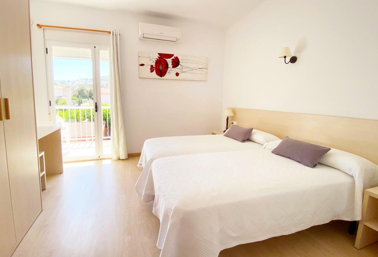 Habitaciones Camping Ferrer Peñíscola Exteriör bild