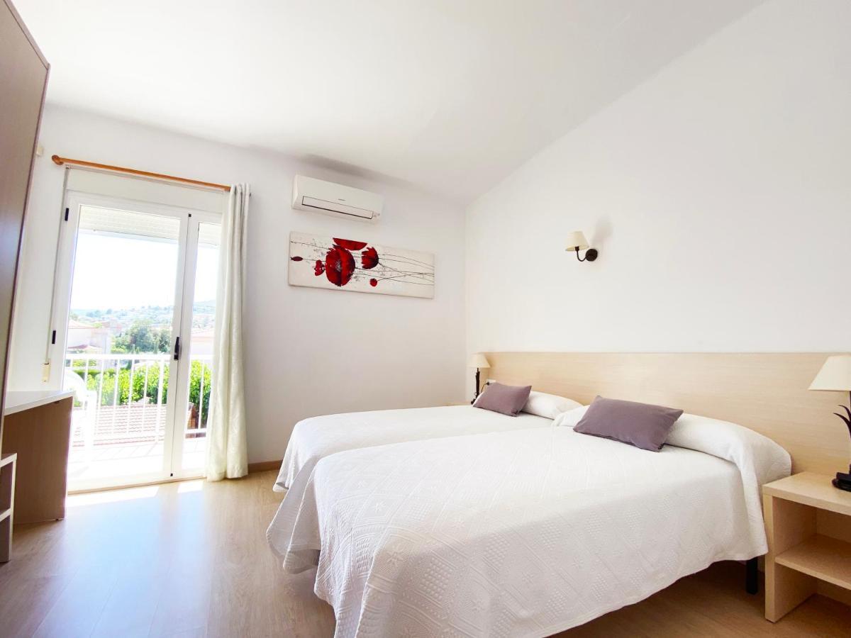 Habitaciones Camping Ferrer Peñíscola Exteriör bild